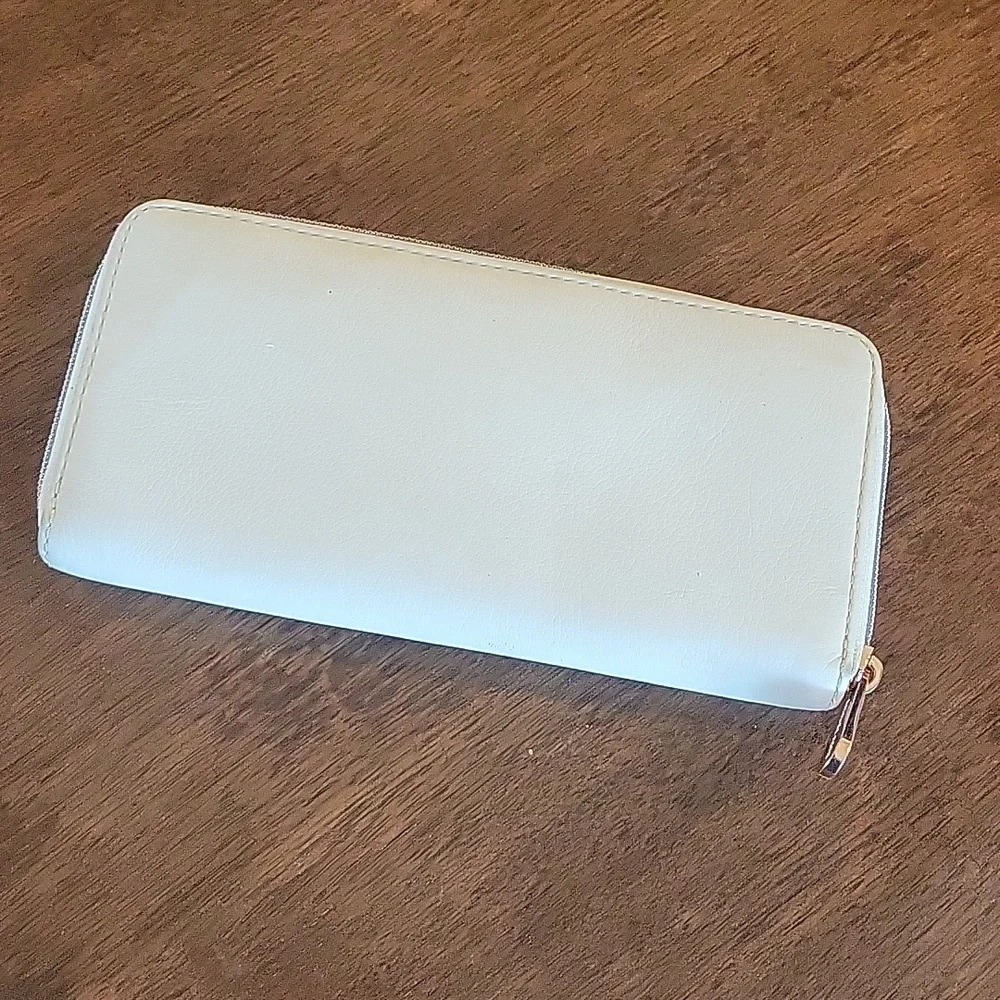 MICHAEL KORS LEATHER WALLET WITH ROSE GOLD HARDWARE